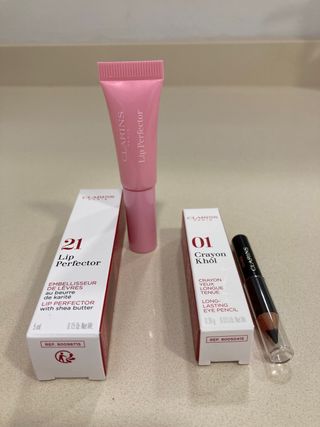 Lip Perfector y Crayon Khol Clarins