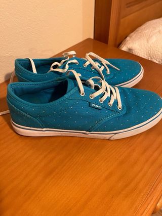 Vans azules