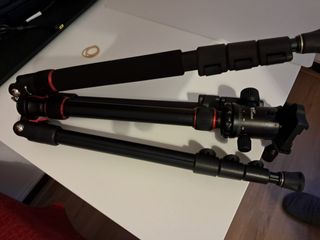 Lote Cámara Canon, objetivo y varios