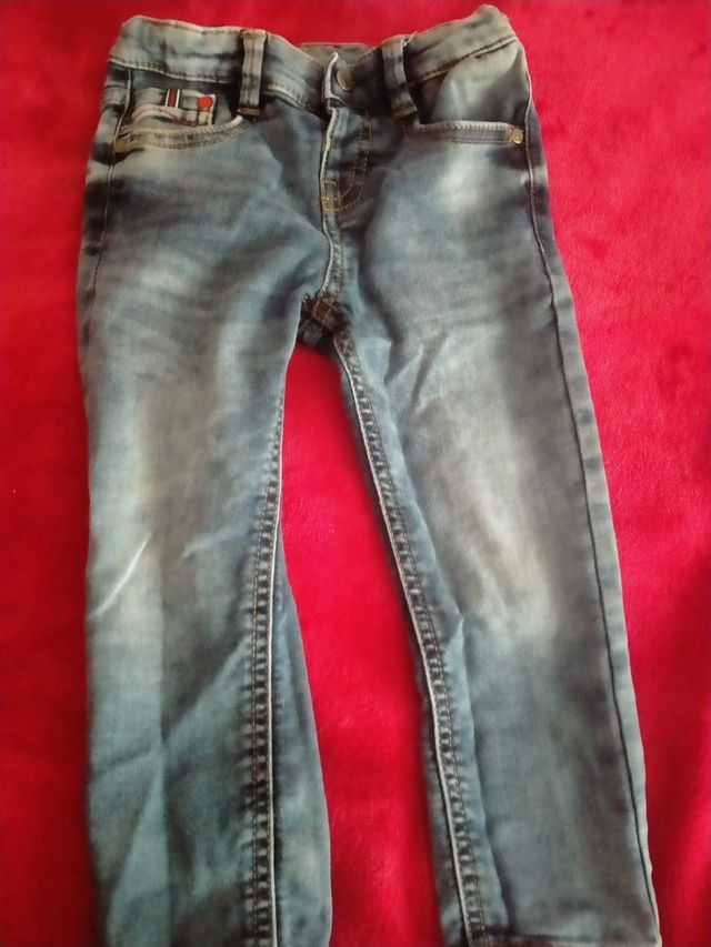 Conjunto vaquero y camisa mayoral