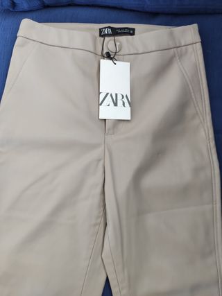 Pantalón polipiel 