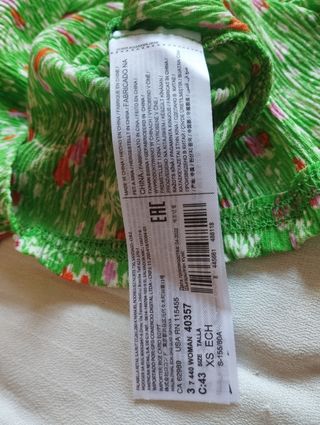 Vestido nuevo con etiqueta flores