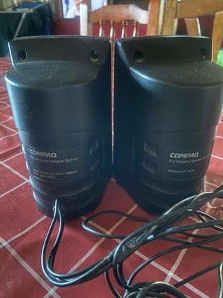Altavoces de ordenador