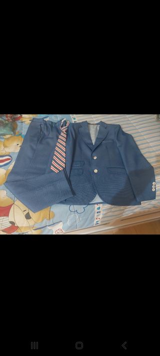 Traje comunión Talla 12,camisa Talla 12 y corbata