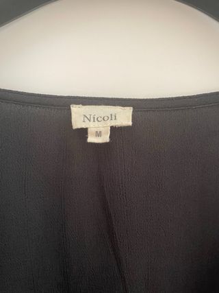 Blusa Negra Nicoli. Talla M