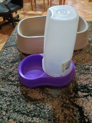 COMEDERO, BEBEDERO Y ARENERO