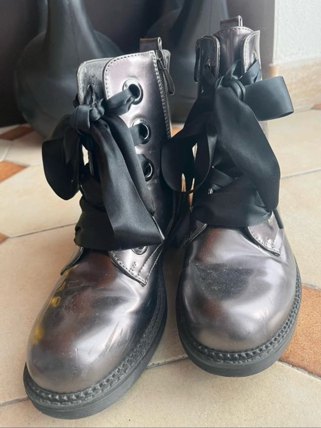 Stivaletto con cerniera laterale