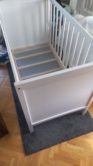 Cuna Ikea sundvik