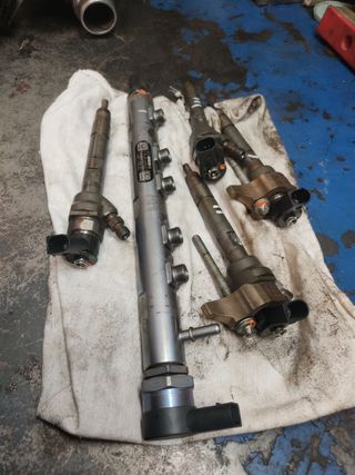 Injecctores y rampa bmw320