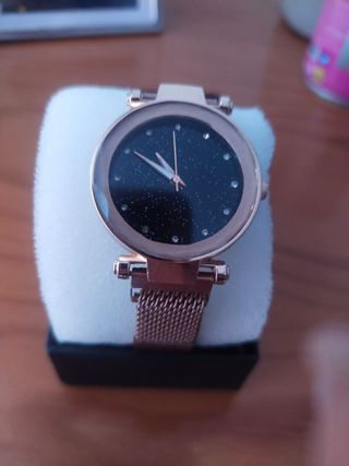 Nuevo!Pulsera reloj de mujer a estrenar!!
