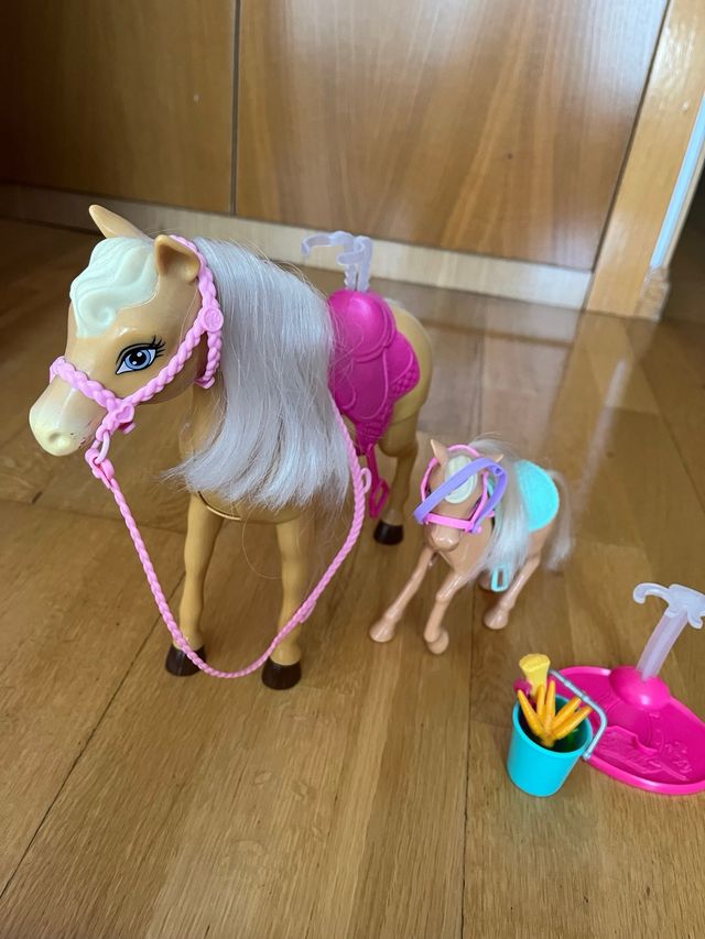 Cavalo e pónei da Barbie