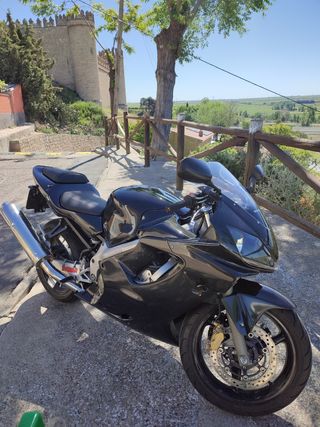 HONDA CBR 600 F Sport  año 2002
