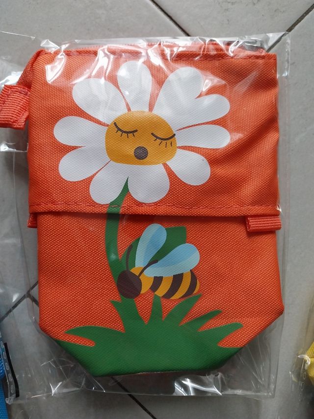 Portapenne mulino bianco