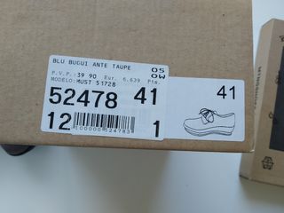 Zapatos sin estrenar,de aspecto Ante.