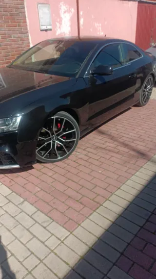 Se pintan y reparan coches,mecánica y pintura