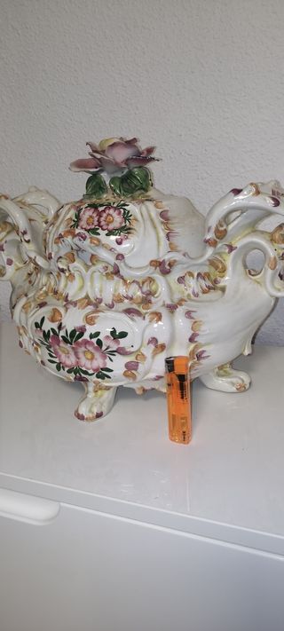 Antigua Sopera italiana