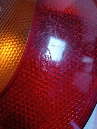 Piloto trasero izquierdo Ford ka