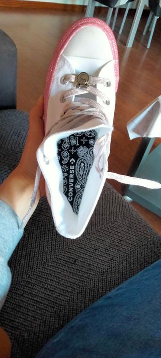 Converse x Miley Cyrus