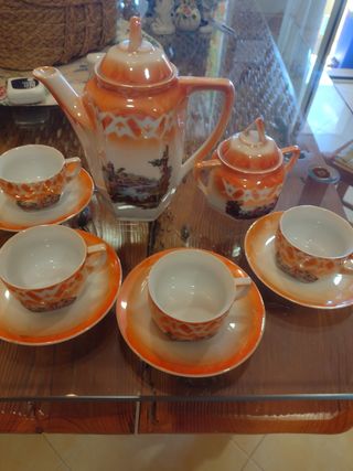 Juego café con motivos japoneses