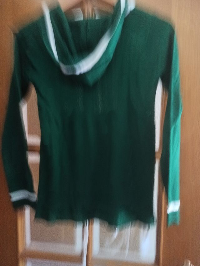 Jersey de entretiempo. Marca Kling