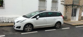 Peugeot 5008 2014