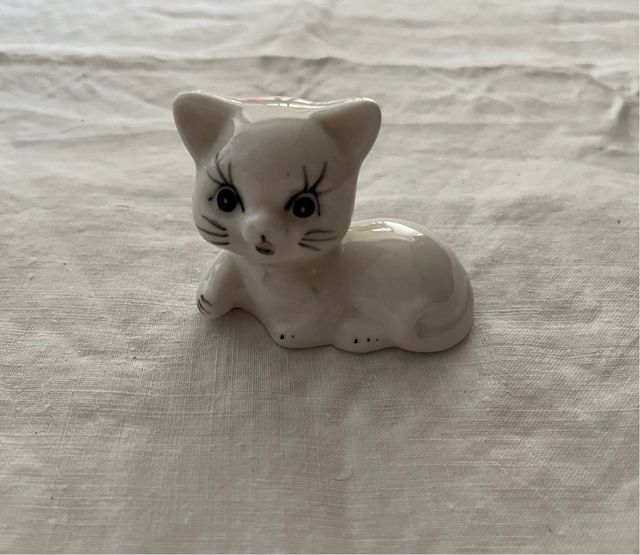 Gattino in porcellana made in Taiwan