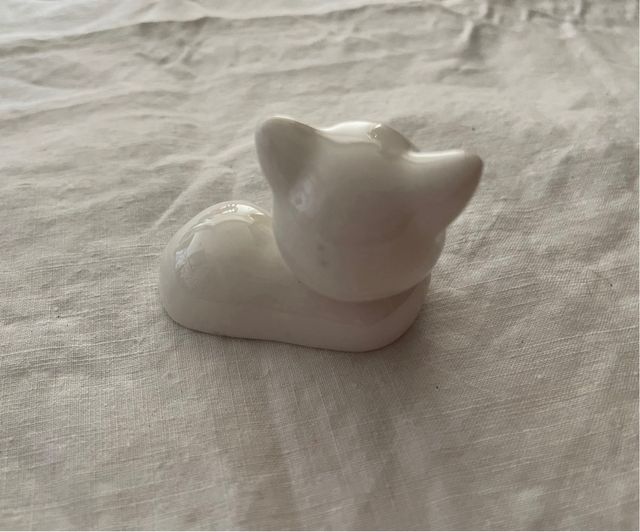 Gattino in porcellana made in Taiwan