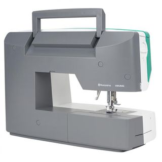 Maquina coser casi nueva