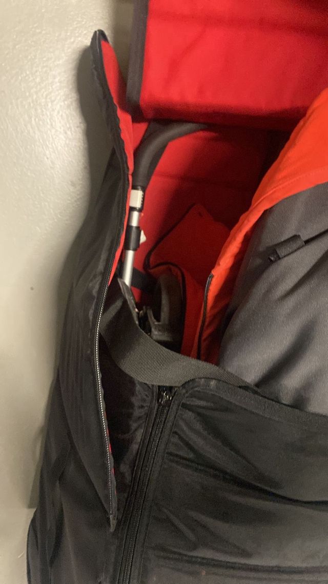 Bugaboo camaleón con funda viaje