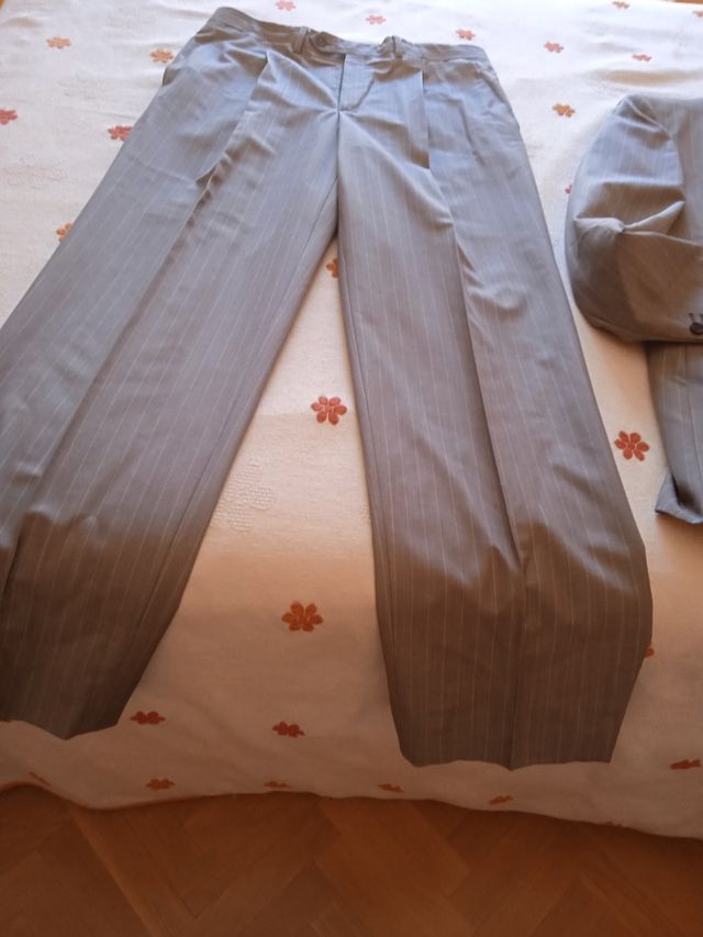 Traje de entretiempo