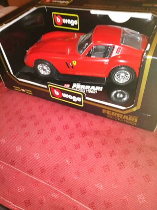 FERRARI 250 GTO (1962) ROJO -  BBURAGO 1/18