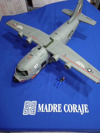 Avión militar de juguetes