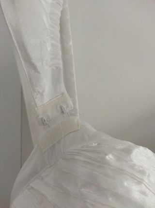 Vestido de novia de tul.