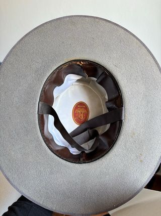 Cañero gris