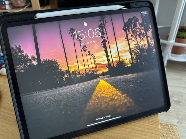 Ipad pro 12,9 pulgadas 1tb plata con Apple pencil