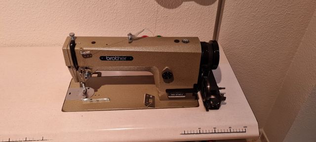 Máquina de coser brother (antigua)