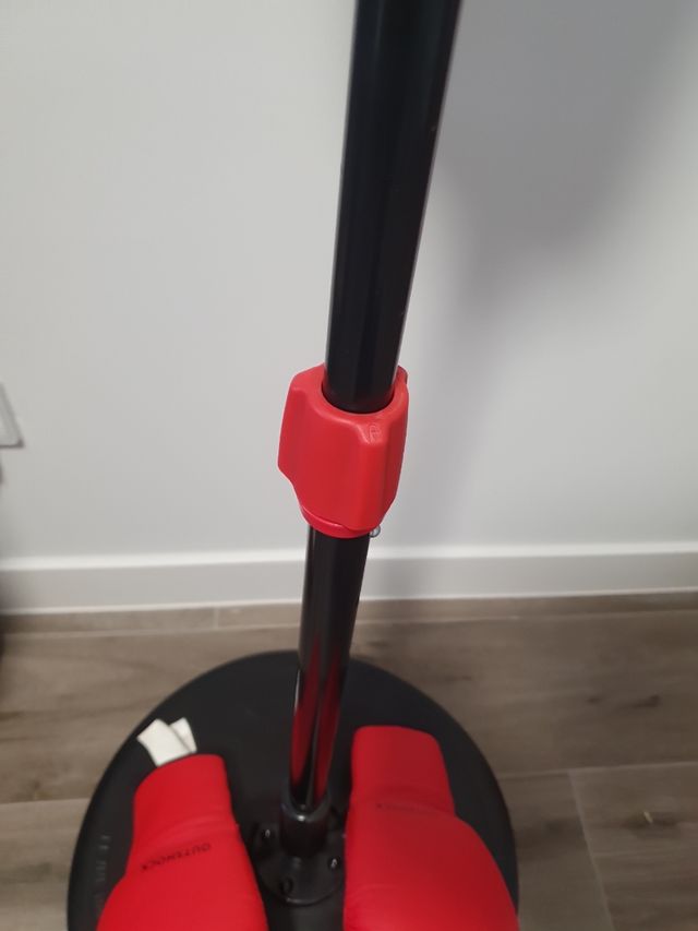 Saco boxeo infantil +guantes.