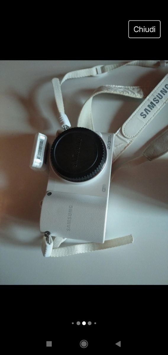 Macchina fotografica Samsung NX1000