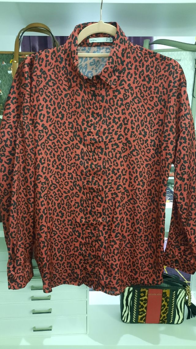 Camisa leopardo lefties S rojo
