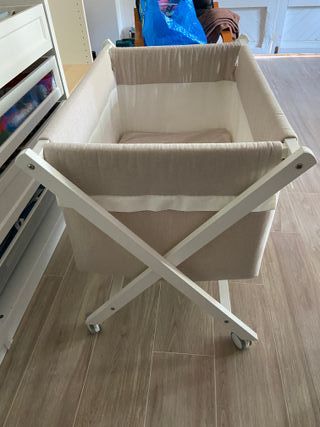 Cuna infantil plegable,