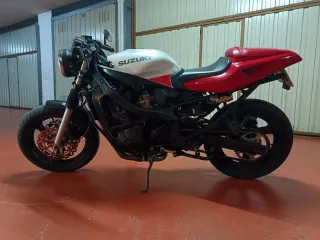 Suzuki gsx