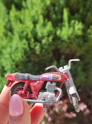Miniatura moto Laverda