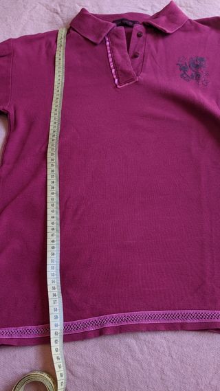 Bonito polo color cereza