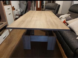 Mesa de salon.