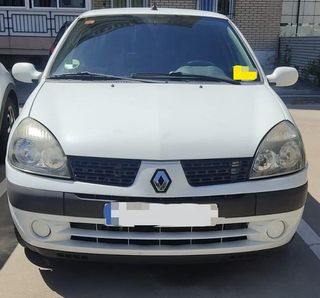 Vendo Renault Clio 2003 1.2 en muy buen estado
