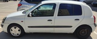 Vendo Renault Clio 2003 1.2 en muy buen estado