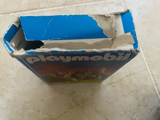 Playmobil contrabandista armas