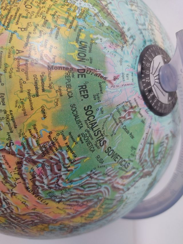 Globo terráqueo con luz. vintage