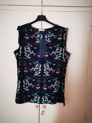 Blusa estampada talla L