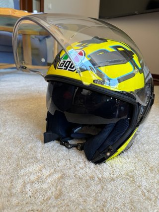 Casco agv